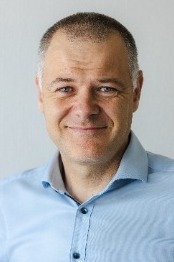 Dr. Stefan Ernens